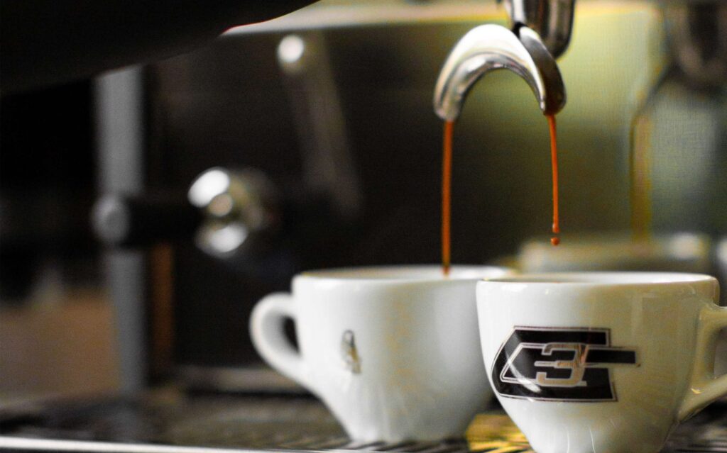 La Marzocco GS3 – profesionálny domáci espresso stroj s technológiou Strada a duálnym bojlerom