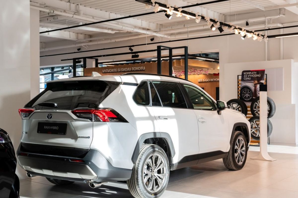 Prontobar Touch v showroome Toyota